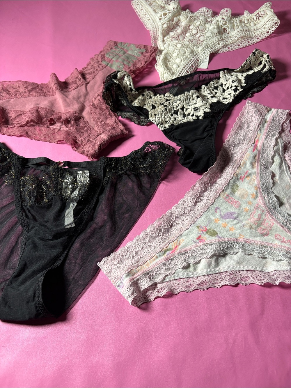 Women's Lace Bikini & Thong Set - Pink, Black, White 5️⃣